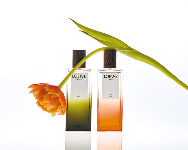 LOEWE打造了加強版的黑色圓舞曲男士&獨奏宣言女士濃香精，兩性均可使用。（10/10提供）