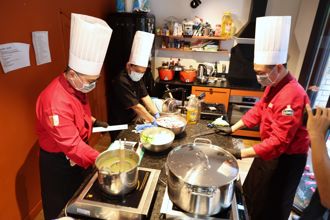 巴黎奧運》膳食公寓準備好了 為選手送上家鄉味 