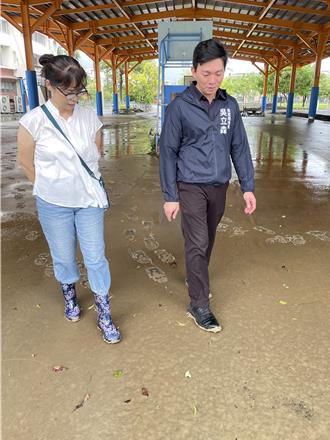 凱米釀高雄校園災損388萬 吉東國小屋頂吹垮修復費244萬