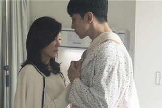 金荷娜《紅天鵝》收公公16兆遺產 大膽向Rain示愛「我需要你」