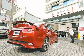 愛車泡水 業者免費救援維修8折