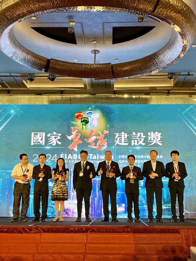 新北2停车场获国家卓越建设金质奖。（图/新北市政府提供）