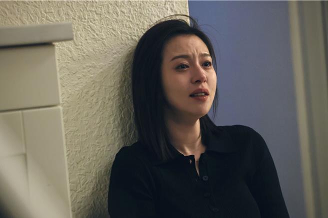 梁文音新歌〈短痛不如长痛〉MV邀请刘品言担纲女主角。（环球音乐提供）