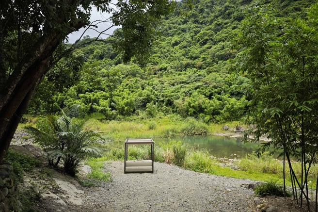 烏來红河谷以清澈的溪水、壯觀的峡谷和豐富的生態環境而聞名。（陳大任攝）