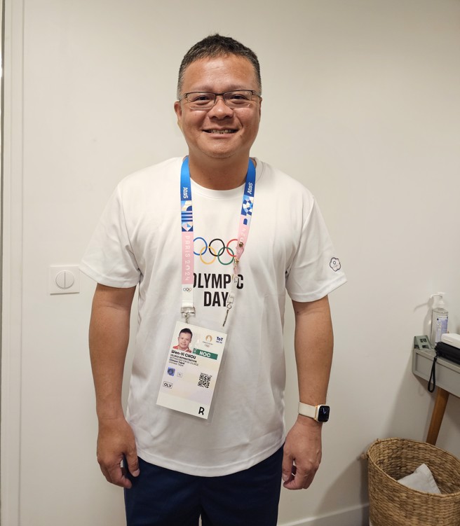 巴黎奧運中華代表團醫療團隊高雄長庚紀念醫院醫師周文毅。（陳筱琳攝）