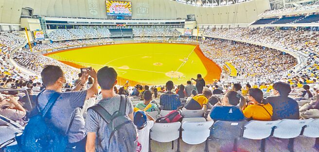 台北市议员陈宥丞透露，很多演唱会承办厂商向他控诉，台北大巨蛋回音可能造成演唱品质不佳，市长蒋万安回应，市府会努力克服各项困难，面对问题务实解决。（本报资料照片）