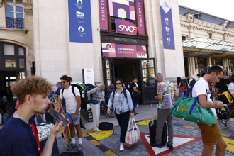 就为了奥运开幕！法高铁大乱 全家花4万元搭小黄衝巴黎