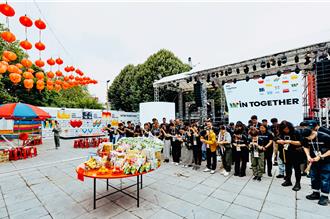 為文化奧運祈福 電子花車概念舞台正式出場