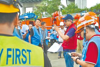 只淹30公分 賴肯定高雄治水 藍轟喪事喜辦