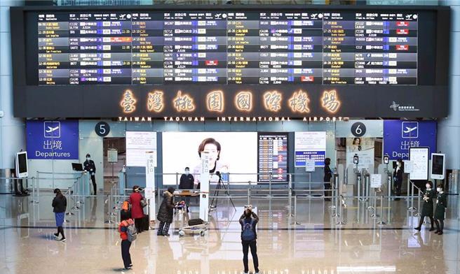 凯米颱风连日来影响不少航班。示意图。（本报资料照片）