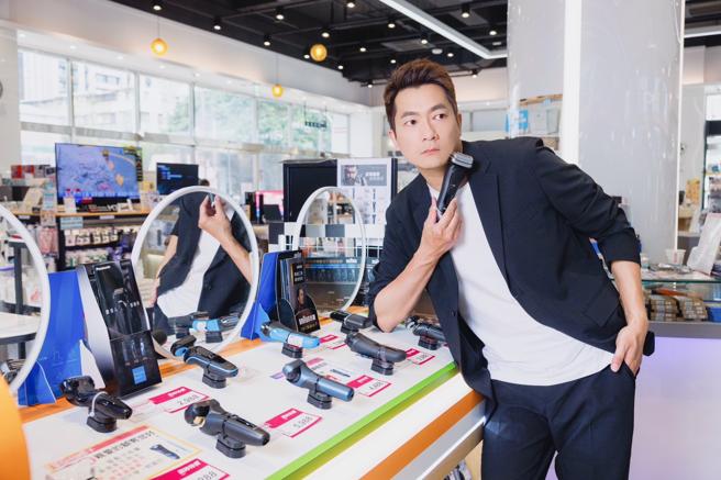 即日起至8月8日到全国电子购买电鬍刀商品，单品满5000元享30期0利率再抽电视还有其他满额礼。（全国电子提供）