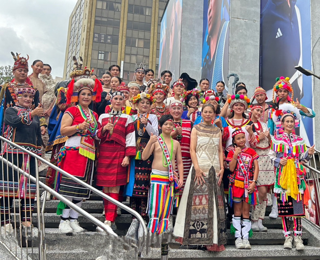 八一原民周系列活动以「SALAMA！都会游祭」为主题。(戴志扬翻摄)