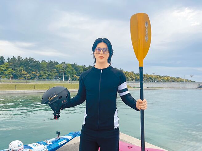 「日本第一男公關」羅蘭特地現身《上船了各位！》錄影現場加持。（三立提供）