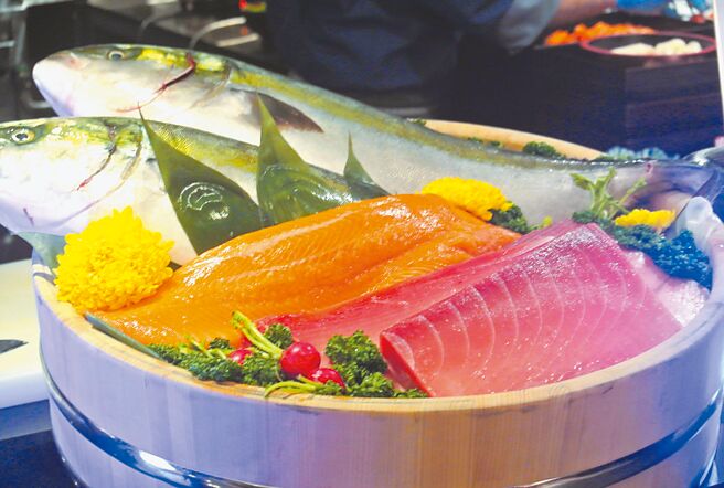 Kiroro Grand本館位在日本的「糧倉」北海道，當地優質的農產與乳製品，還有豐富的新鮮漁獲，都是度假村必吃美食。（陳韻萍攝）