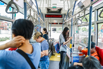 女學生月經來坐博愛座！大媽狂罵動手逼讓位 結局療癒
