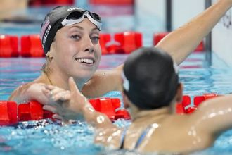 巴黎奥运》上届被美国队刷掉 女泳将沃许今游出100公尺蝶式新纪录