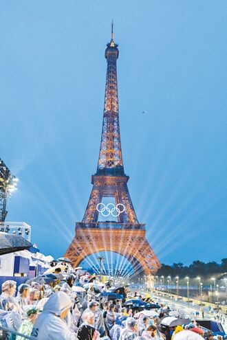 雨浸花都 巴黎奧運浪漫開幕