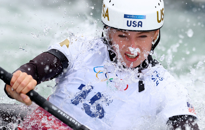 美國輕艇女將萊布法斯27日上陣比賽。（路透）