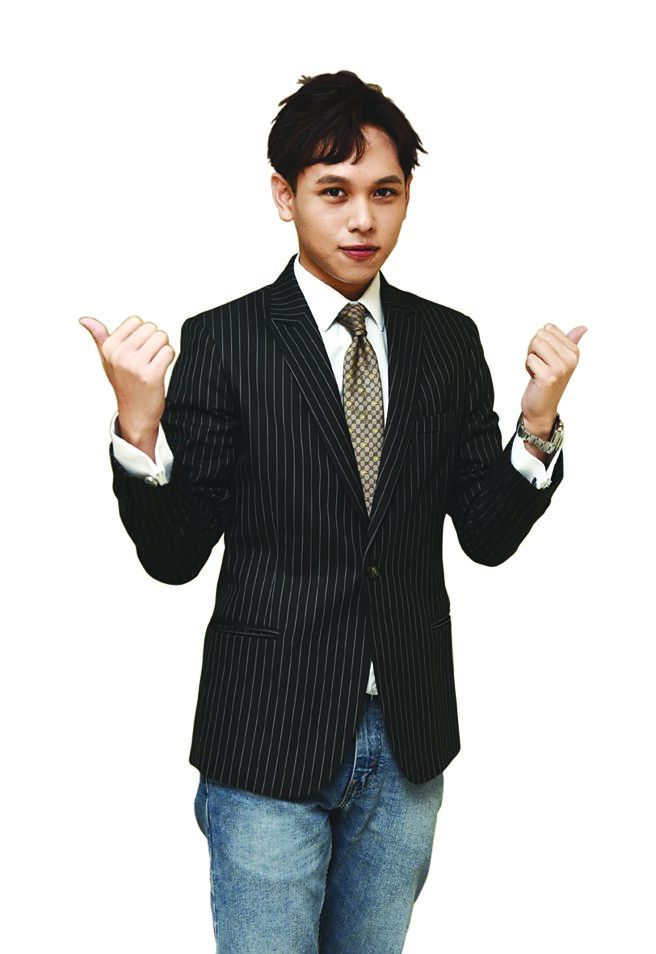 摩尔投顾分析师钟崑祯