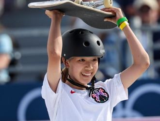 巴黎奧運》日本14歲少女吉澤戀滑板摘金 前3名年齡總和僅45歲