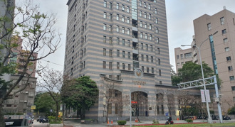 大學教授不爽違停被開單 囂張辱警察「蠢貨、天兵」慘了