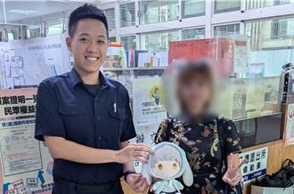 女大生遺失心愛「大耳狗」娃娃 台中警方跨百公里尋獲