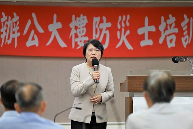 內政部長劉世芳29日主持「113年度中央聯合辦公大樓防災士培訓」開訓典禮(內政部提供)