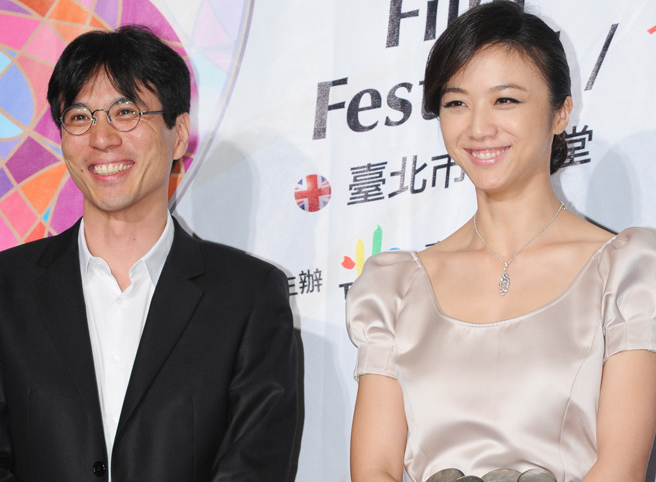 汤唯与韩国导演金泰勇结婚10年。（图／翻摄自汤唯IG）