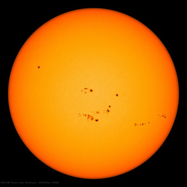 鄭明典分享最新太陽黑子影像。（翻攝自鄭明典臉書）