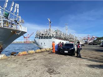 高雄貨輪工人疑撿工具落海 失聯2天尋獲已不幸身亡