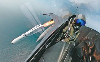 歲出8年增兆元 學者批：世界罕見