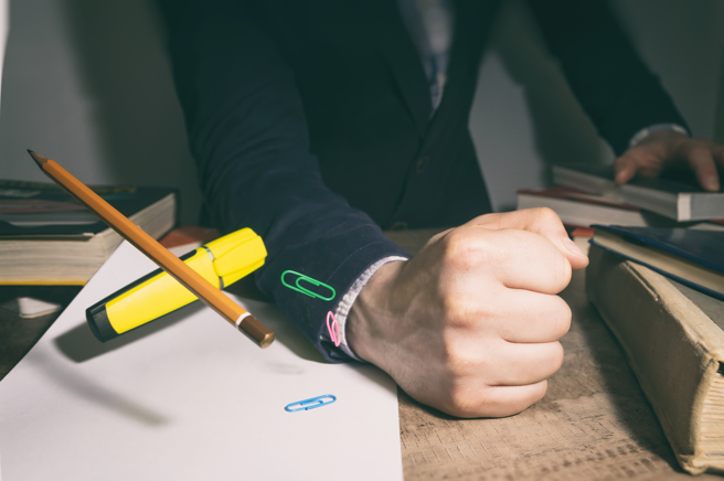 处女座在鬼月工作运低迷，容易在职场上与同事或合作伙伴发生衝突。（示意图：Shutterstock／达志）
