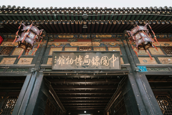 武侠小说中描述的镖局和史实有些不同，镖师和土匪不但不用面对面打架，还有「互不侵犯」的江湖规则。（示意图：Shutterstock／达志）