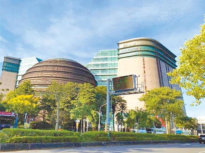 民眾黨主席柯文哲認為京華城案「圖利但不違法」。(資料照片)