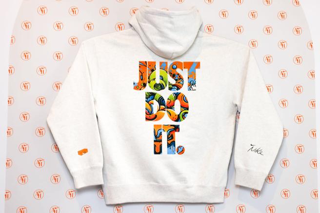 在NIKE運動員之家還有品牌最新的AI工具，只要幾分鐘就可以製作客製化圖案服裝。（NIKE提供）