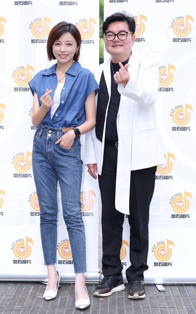 林宏铭30日举办记者会，好友王瞳到场支持。（磐石唱片提供）