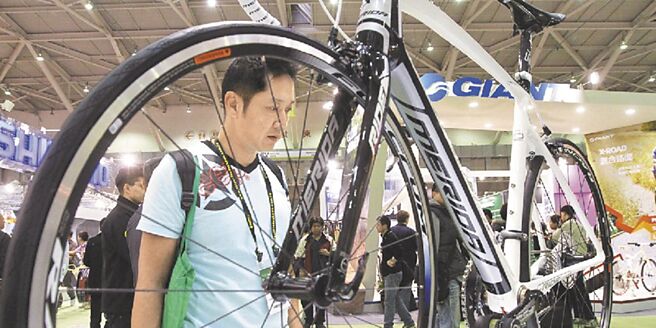 自行車龍頭巨大、紡織股后聚陽利多匯聚，下半年業績動能亦可望轉強，獲得市場資金聚焦。圖／本報資料照片