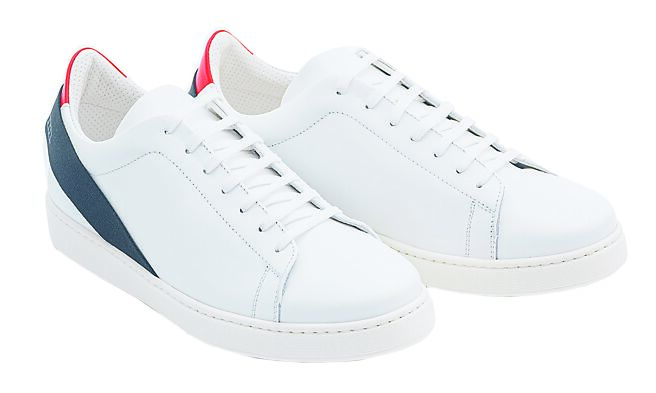 Kiton字樣織帶球鞋，3萬3700元。（Kiton提供）