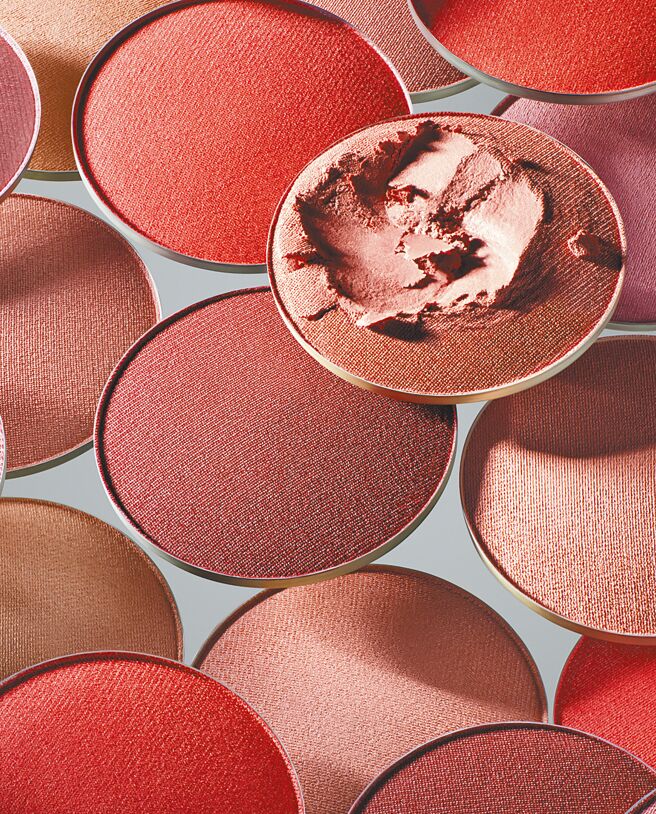 如奶油般的頰彩質地，最是讓人印象深刻。（CHANEL提供）