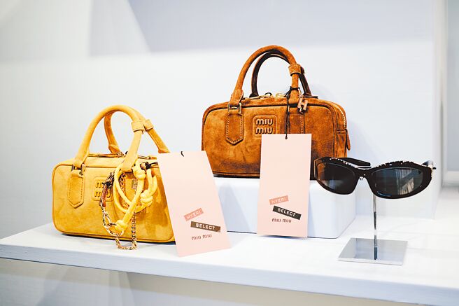 惠利专属的吊牌，相当可爱。（Miu Miu提供）