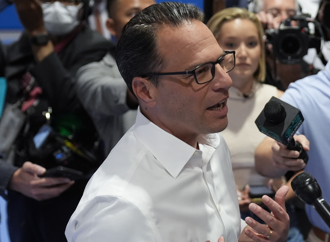 賀錦麗費城拉票 暗示副手人選