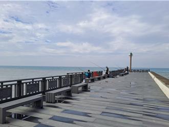 通霄新埔漁港釣魚平台遭毀 8／1起封閉暫停垂釣