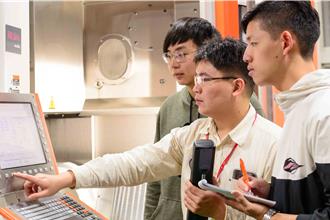 龍華科大績效獲校長一致好評 私立科大第一