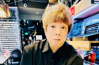 阿嬷过马路「抱1岁孙被车撞飞」　曹西平怒轰女驾驶：妳心安吗