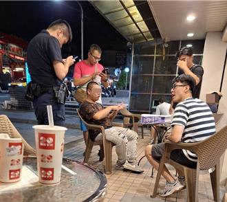 基隆中年男癡心錯付　當鋪老闆提醒報警逮車手