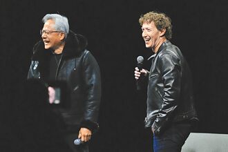 黃仁勳、祖克柏聊AI 互贈黑皮衣