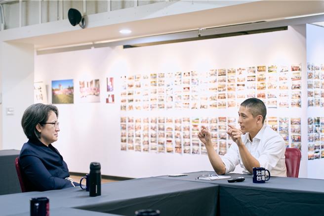 萧美琴与吴怡农相见欢 两人对这件事有共识。（壮阔台湾提供）