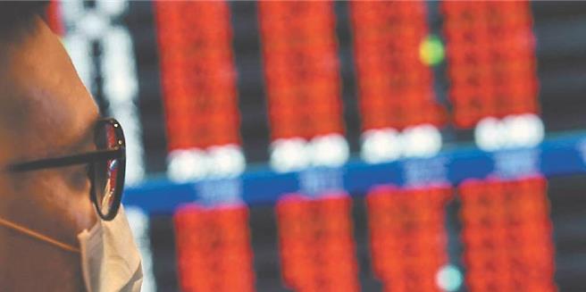 日媒統計發現，陸企參與的併購（M＆A）正在減少，今年上半年總交易額約960億美元，按年減少4成，減少到最高峰的1／5。（示意圖／本報資料照）