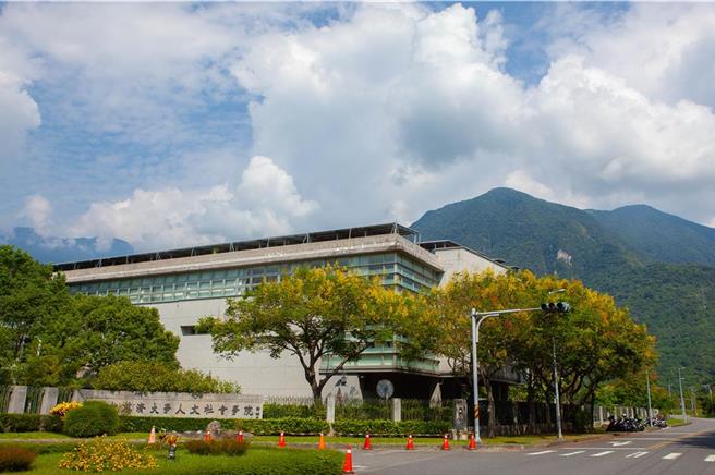 花莲慈济大学、慈济科技大学113学年度、8月1日将合併为「慈济大学」，慈科大也将更名为「建国校区」。（慈济大学提供／罗亦晽花莲传真）