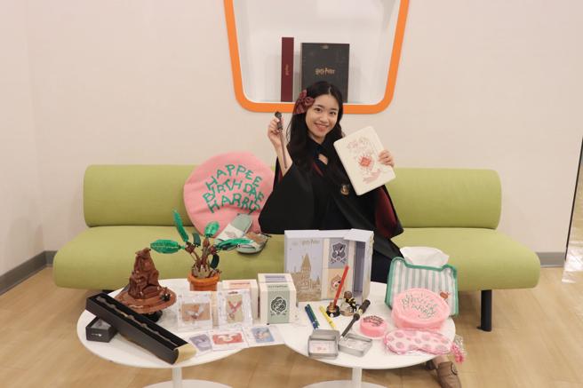 虾皮购物「8.8 爸气购物节」抽东京奇幻假期商务舱双人行，亲子畅玩哈利波特影城。（虾皮购物提供）